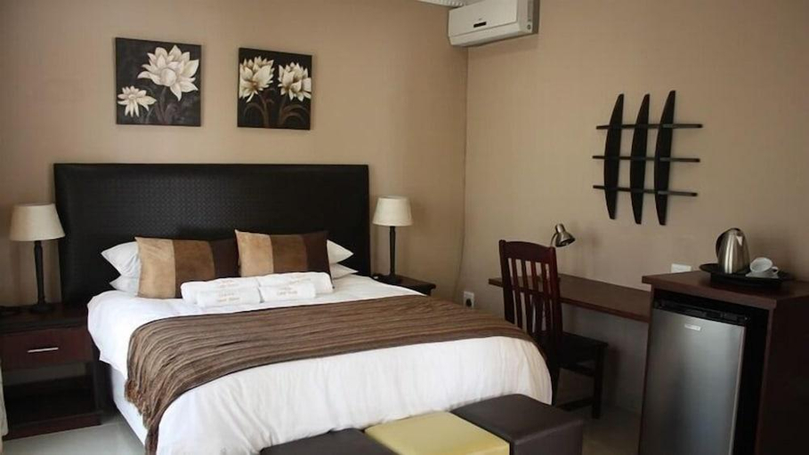 Bedroom 2, Ezulwini Guest House, iLembe