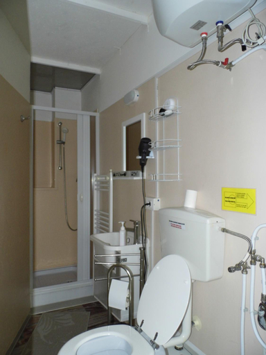 Bathroom 2, Suite 7 &Home Restaurant, Chieti