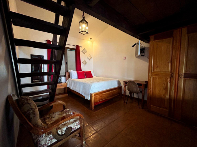 Bedroom 2, Vista Encantada Hotel, Villa Canales