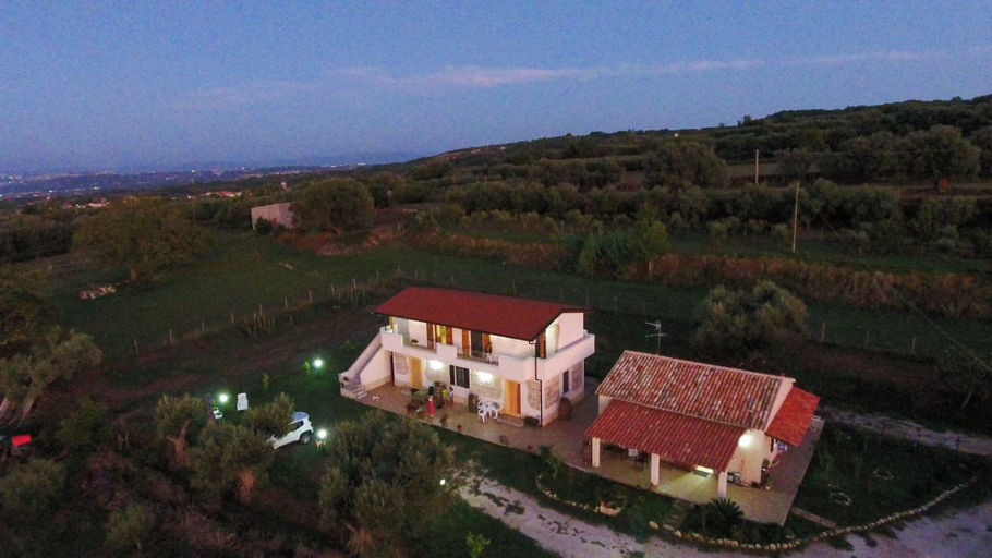 Exterior, cascina salaco, Vibo Valentia