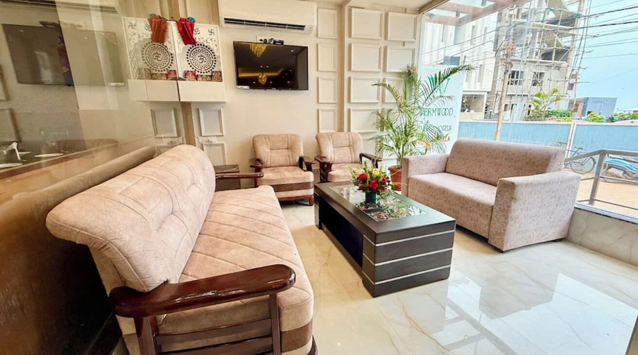 Lobby sitting area, Hotel 7 N Sea Puri, Puri
