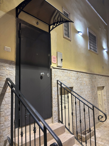 Front of property, Roses Suite & Apartments, Bari