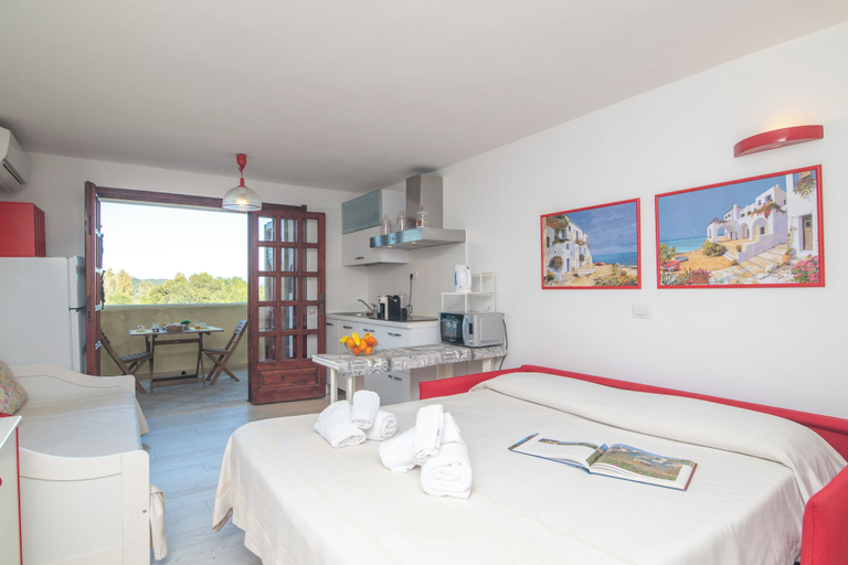 Room 3, Mono Gambero Eucalyptus 241, Olbia-Tempio