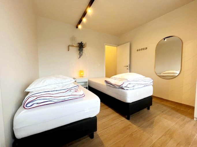 2, Apartment in Wenduine with Stunning Sea Views, West-Vlaanderen