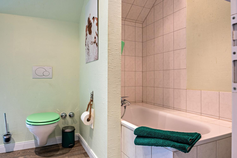 Bathroom, Ferienwohnung Flut am Weserstrand, Cuxhaven