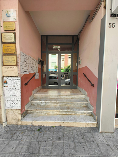 Exterior 4, L'Oasi del Poeta, Crotone