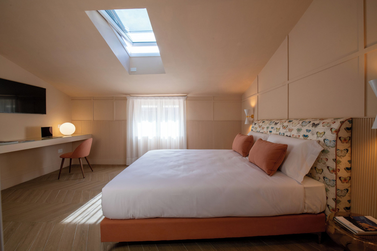 Room 4, Villa Bellarosa, Napoli