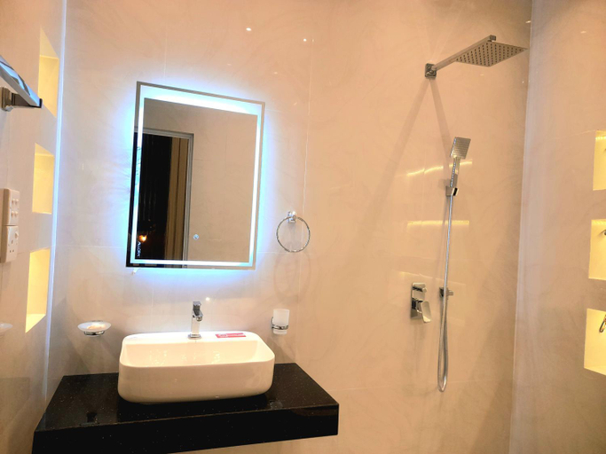 Bathroom 2, Weligama Watergate, Weligama