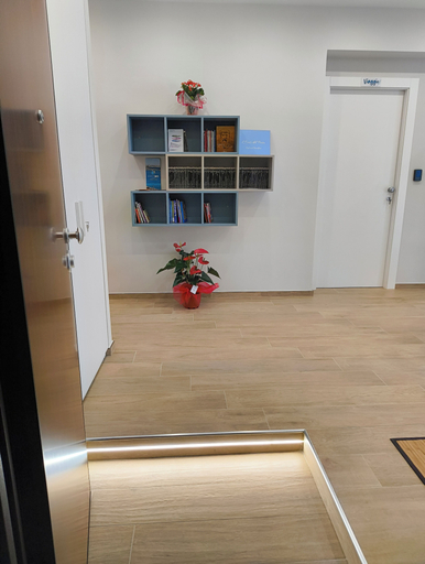 Interior 3, L'Oasi del Poeta, Crotone