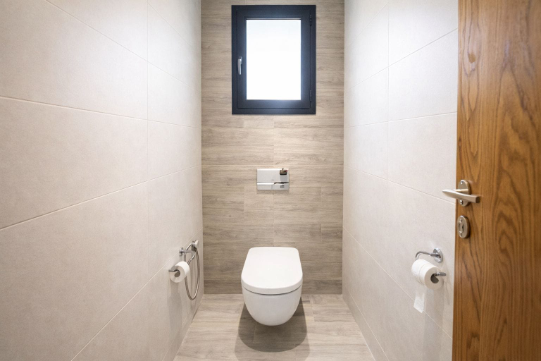 Bathroom 3, Victor Hugo, La Marsa