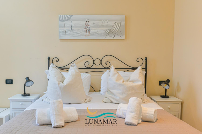 Bedroom 2, Affittacamere Lunamar, La Spezia