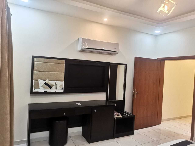 Room 3, osis ghin served apartment, Yanbu