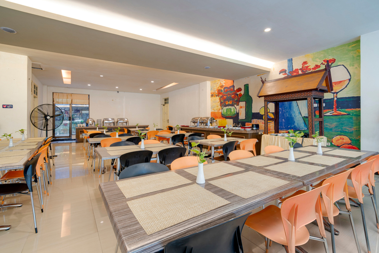 Food & Drinks 5, Prima Hotel Ratulangi Makassar by LIFE, Makassar