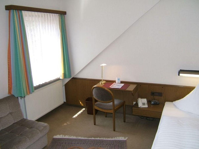 Bedroom 3, Hotel Lessinghof, Braunschweig
