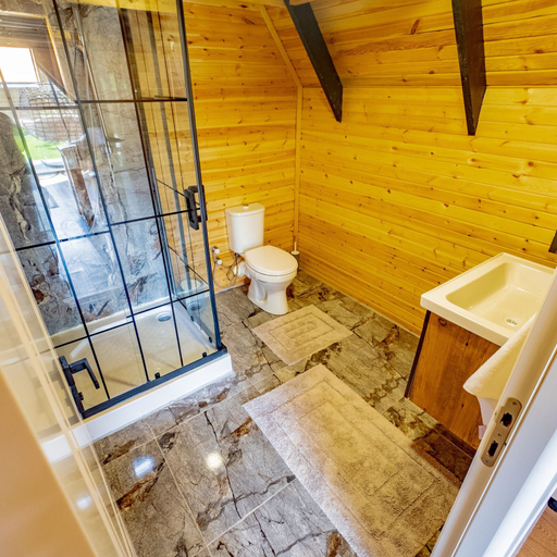 Bathroom 5, Bugi Suit Bungalov, Merkez