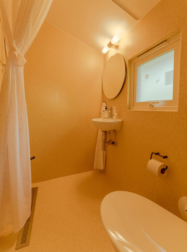 Bathroom 4, Cozy 2-Bedroom House With A Fantastic View, Kvívík