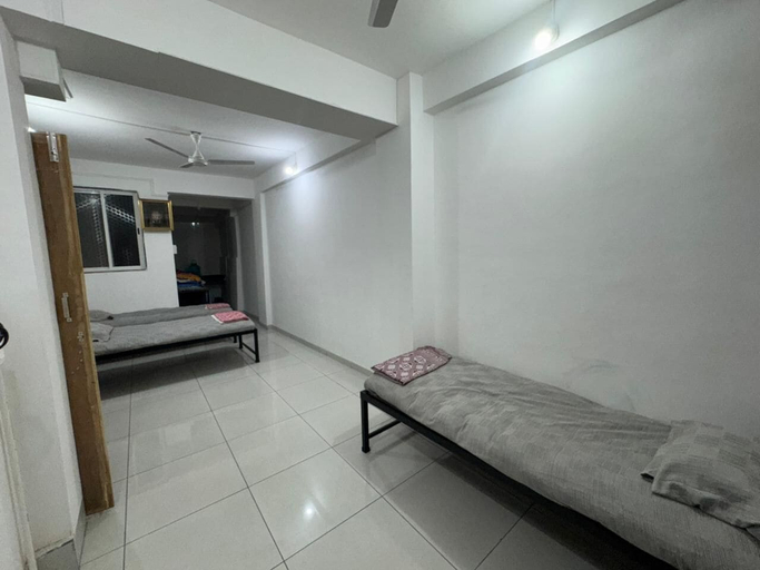Room 5, Mahayaatri Niwas, Kolhapur