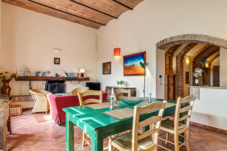 Food & Drinks, Podere Oliveta - 5 appartamenti con Piscina e Vista, Siena