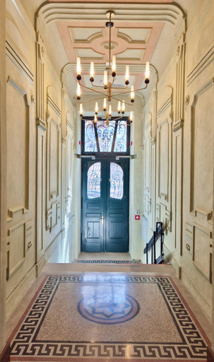 Entrance 5, Wawel Square Residence, Kraków City