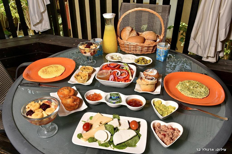 Food & Drinks, סיקרט נס ספא