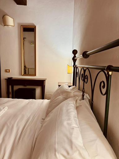 Bedroom 2, Agriturismo Ponte Di Riocchio, Perugia