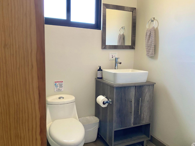 Bathroom 3, ヴィラス ラ モリータ ヴァジェ デ グアダルーペ, Ensenada
