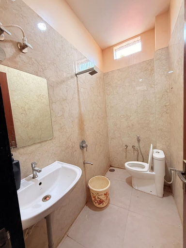 Bathroom 4, Hotel Sunshine, Sehore