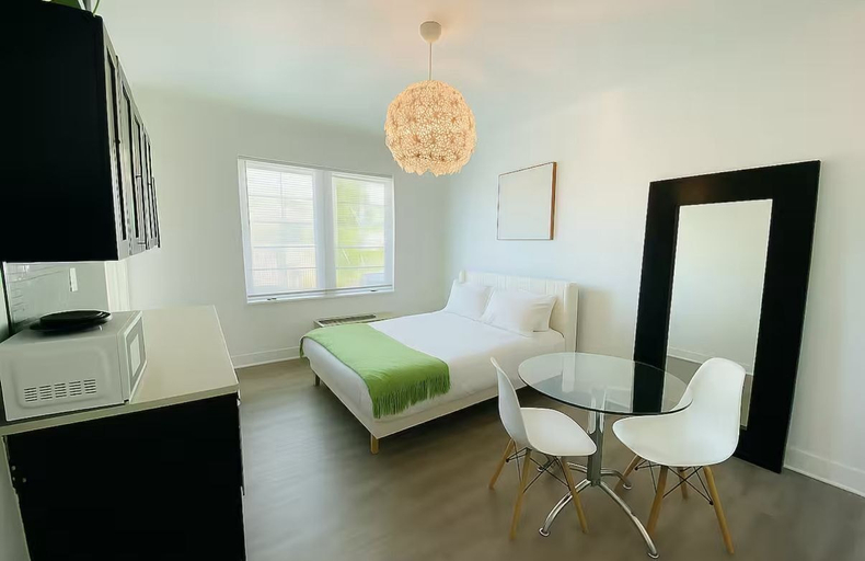 Primary image, Miami Beach Oasis Studio, Miami-Dade