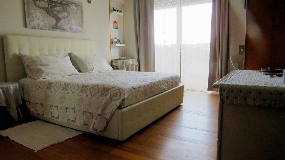 Bedroom 3, Luna Rossa, Cagliari