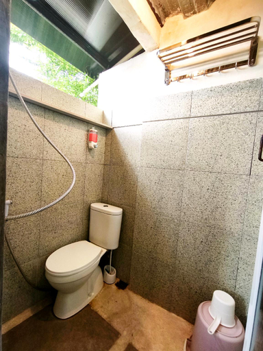 Bathroom 2, Breeze73 Ocean view apartment uluwatu, Badung