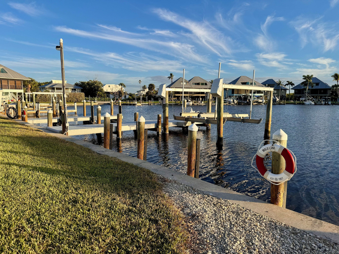 Marina 2, MALU LANI Inn & Marina, Lee
