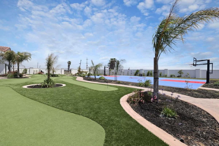 Others 5, 4BR LUXURY ENTERTAINMENT OASIS, San Joaquin