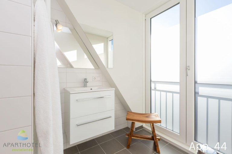 Bedroom 2, Two-persoons comfort appartement, Veere