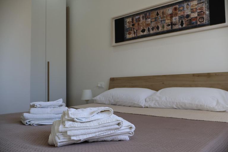 Others 4, DOMUS SAN DOMENICO - Central - Parking - Wifi, Latina