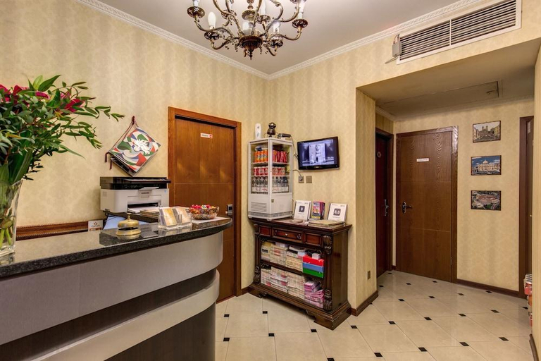 Others 5, B&B Drago D'Oro, Rome