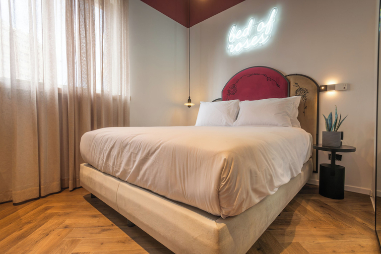 Bedroom 4, Jrose Hotel