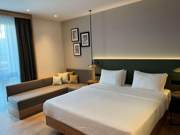Bedroom 3, Hilton Garden Inn Radom, Radom City