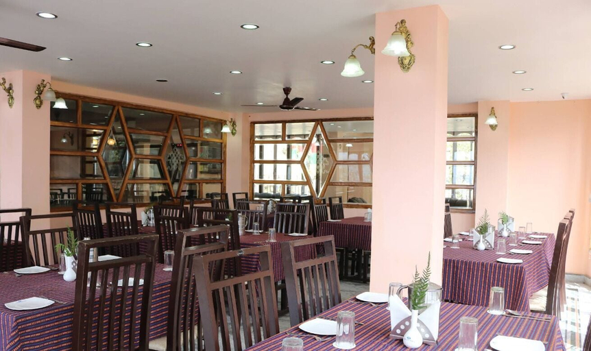 Restaurant 4, The Fortuna Hotel Lachen by Baizus, East Sikkim