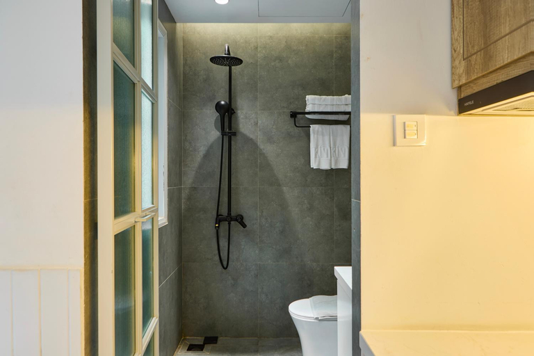 Bathroom 4, KIN WANDER TÂN QUY, District 7