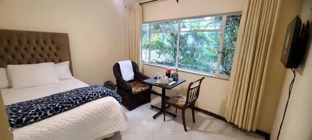 Room 5, Legend Safari Lodge, Harare