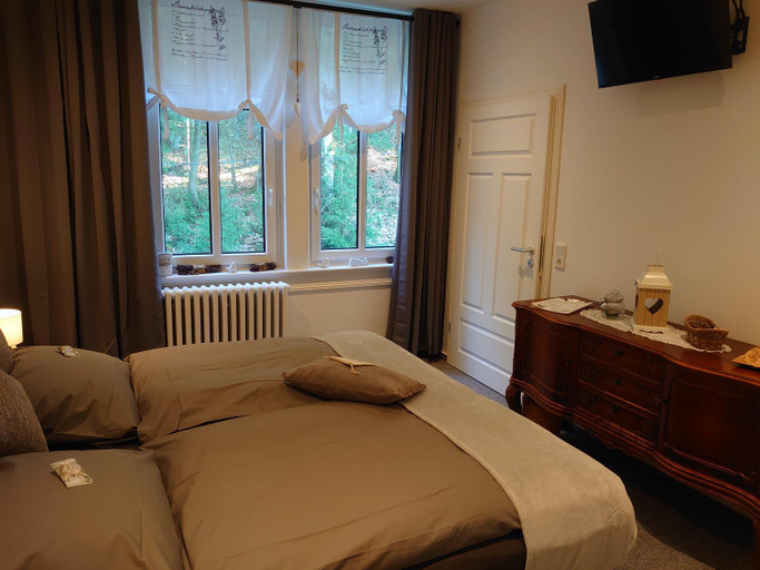 Bedroom 3, Pension Waldschlosschen, Gotha