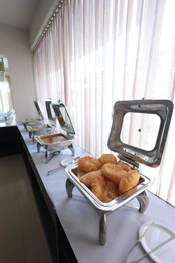 Food & Drinks 5, White Lake Resort, Mysore