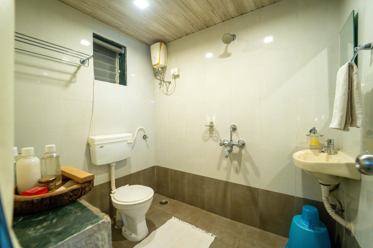 Bathroom 3, SpicyMango Saveda Farm & Cottages, Raigarh