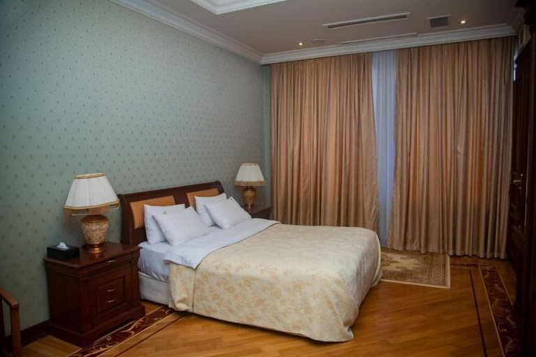 Room 2, Ayf Palace, Baku