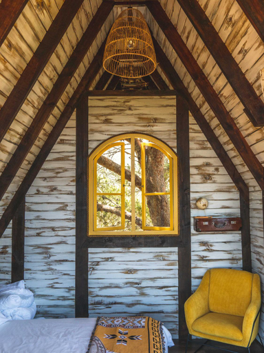 Bedroom 2, Moonrise Dome - La Bruyere farm, Cape Winelands