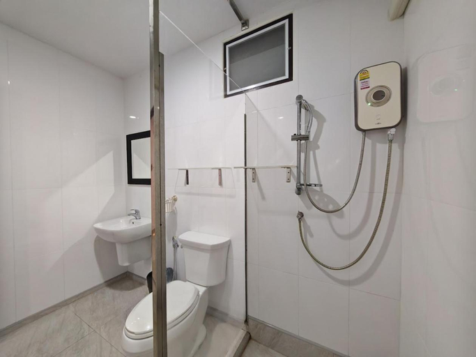 Bathroom 3, Lipa Bay Residence, Ko Samui