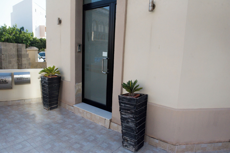 Front of property, Spacious APT w/ Modern Balcony |Siggiewi