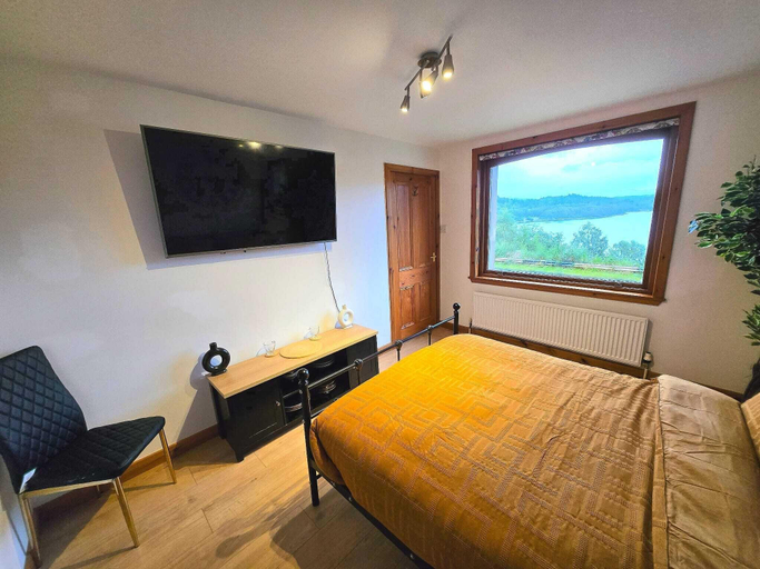Bedroom 3, Luichart Lodge, Highland