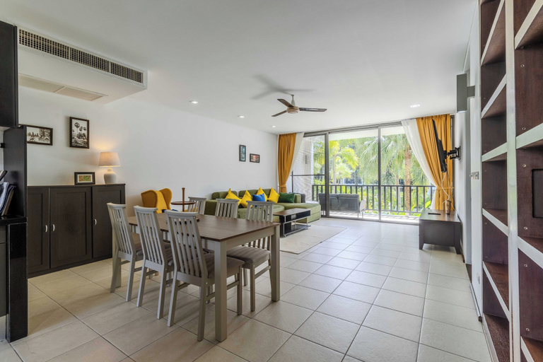 Room 4, C254 Condo 2BR Pool View Short Walk to Beach, Phuket Island