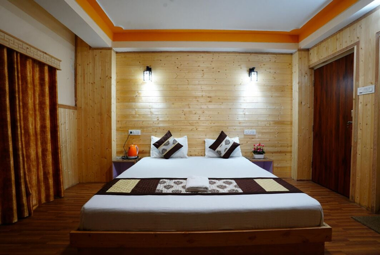 Room 5, Hotel Royal Avalanche Retreat Lachen, North Sikkim